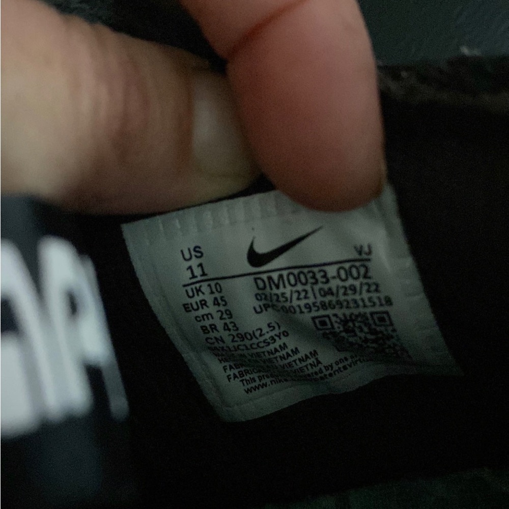 Nike - Picture 6 of 6